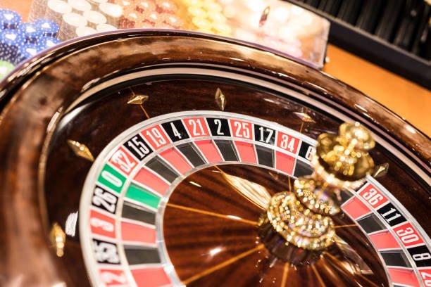 Experience the Thrill of Red Door Roulette Online -1674018573